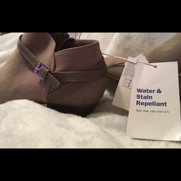 Old Navy Faux-Suede Booties - Picture 2 of 8